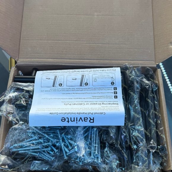 Ravinte Cabient Pull Handle - Picture 2 of 3